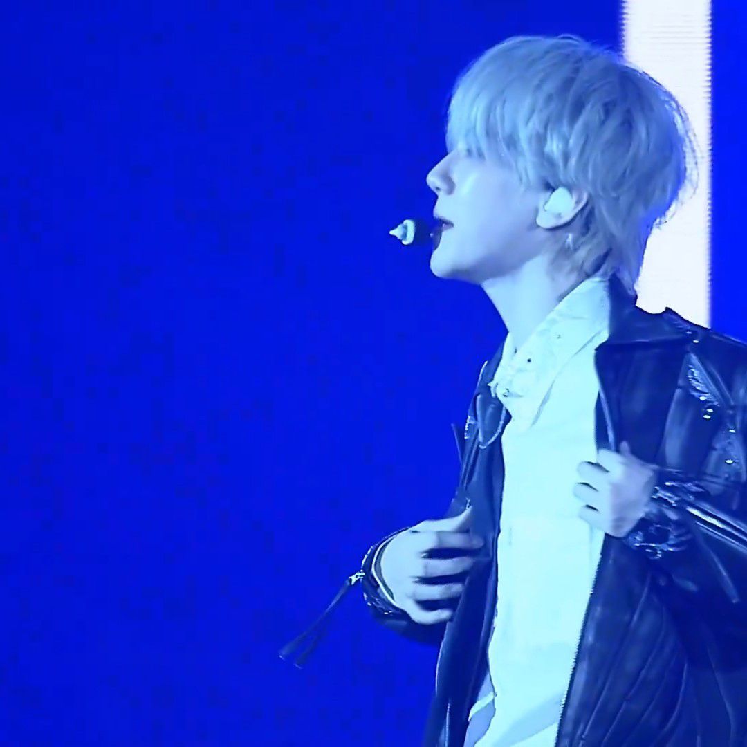 Recent activity shot of Baekhyun (EXO)