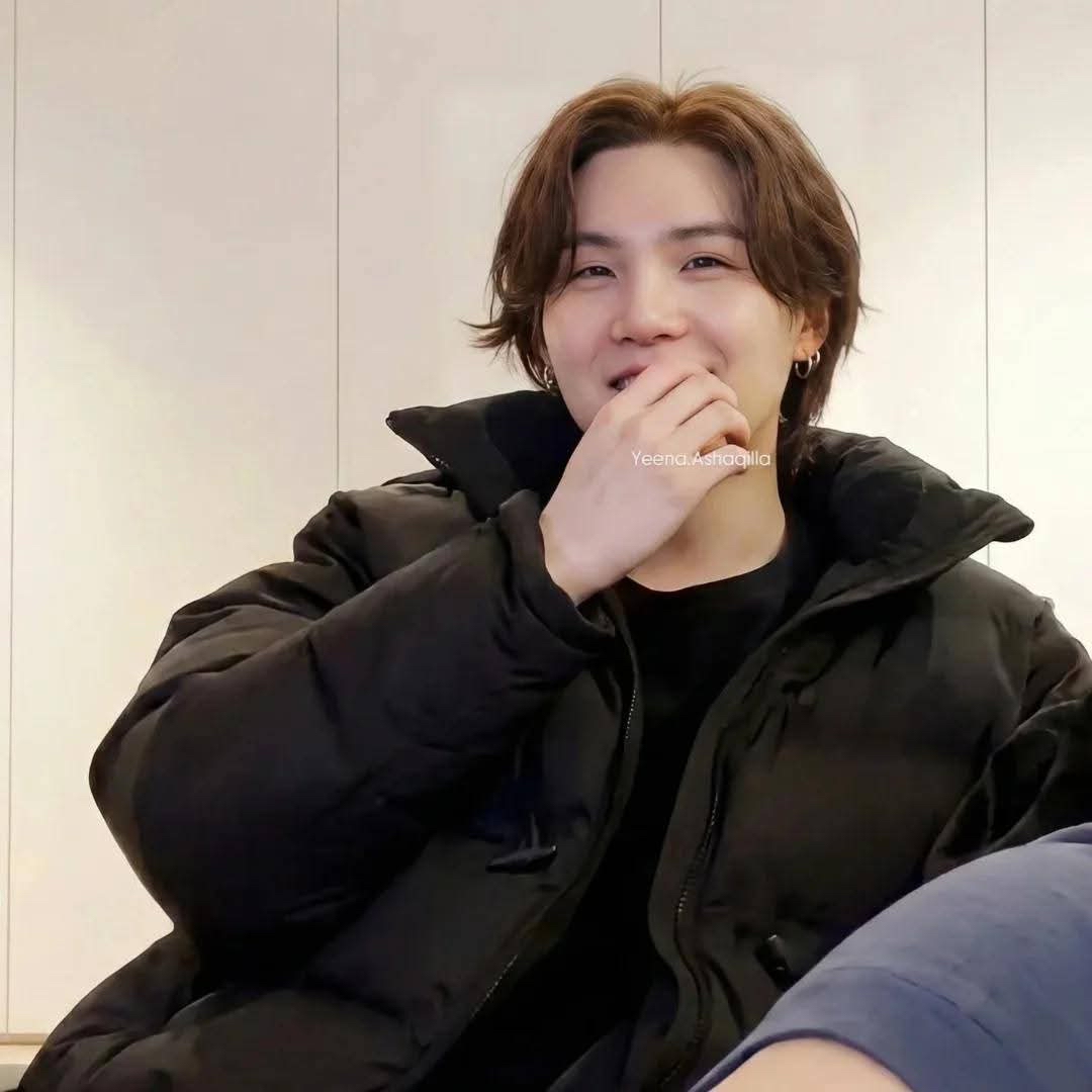 SUGA (BTS)の舞台裏ショット