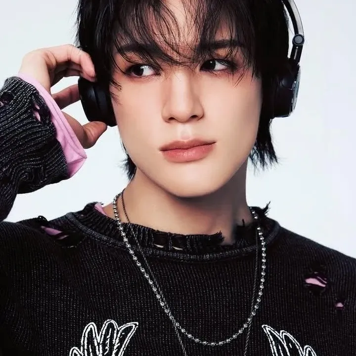 Behind-the-scenes cut of Jeno (NCT DREAM)