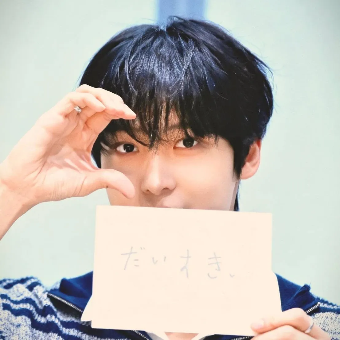 Behind-the-scenes cut of Yunho (ATEEZ)