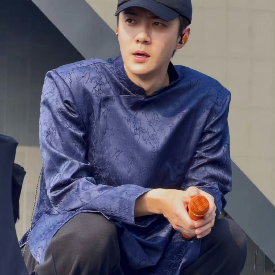 세훈 (EXO)의 최신 사진