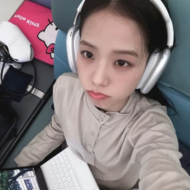 Potret di balik layar Jisoo (BLACKPINK)