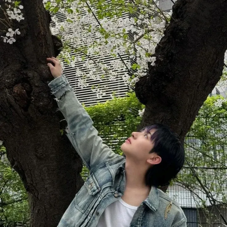 Foto aktivitas terbaru Renjun (NCT DREAM)