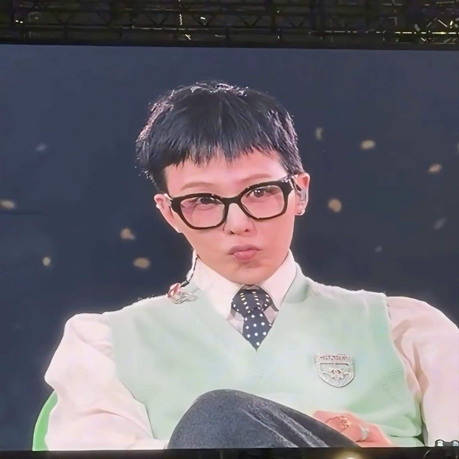 Behind-the-scenes cut of G-DRAGON (BIGBANG)