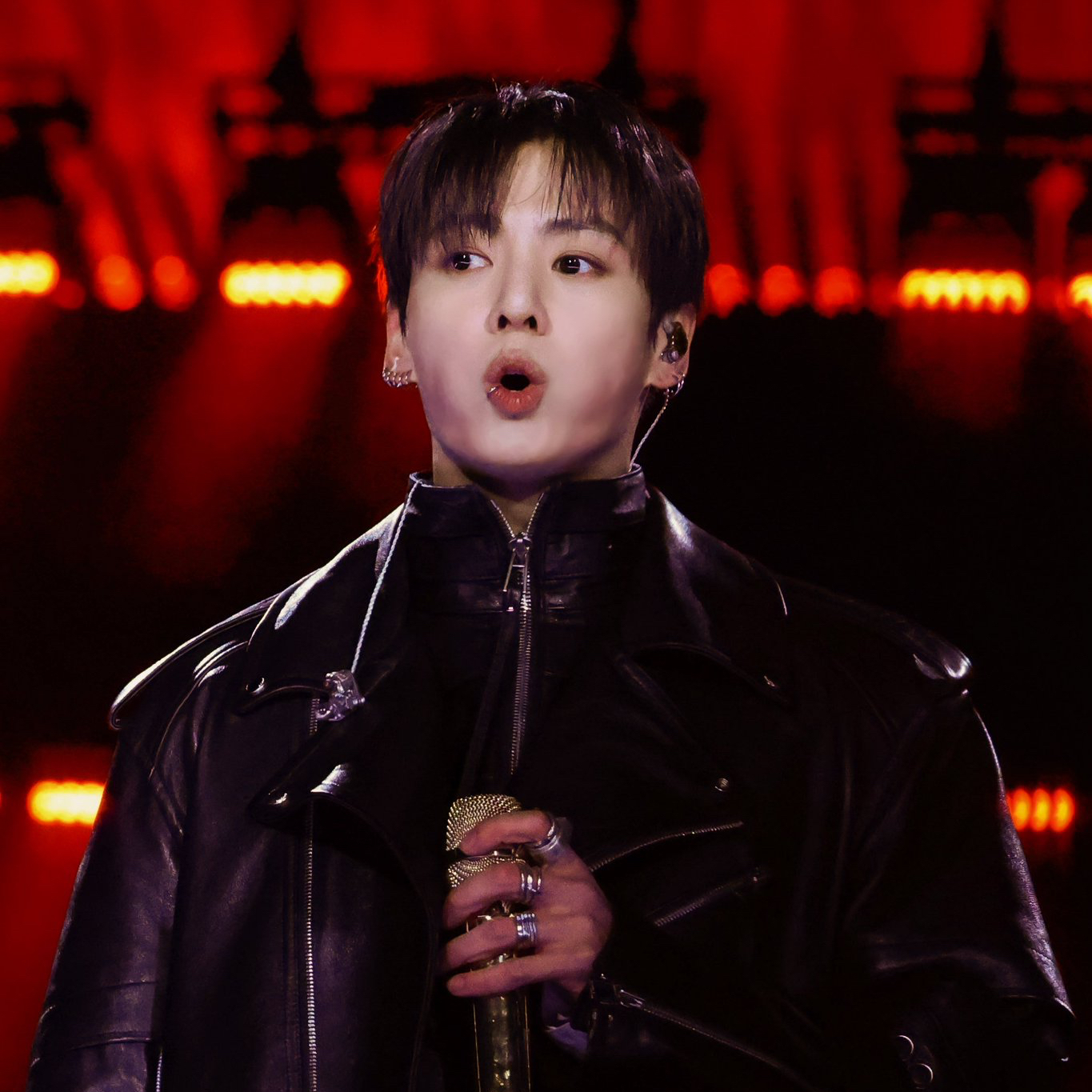 정국 (방탄소년단)의 최신 사진