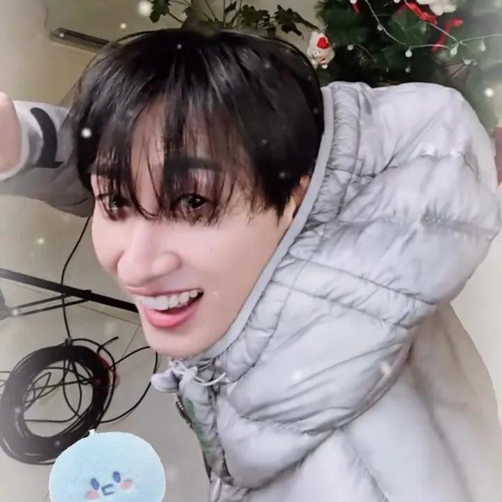 Latest photo of Eunhyuk (Super Junior)