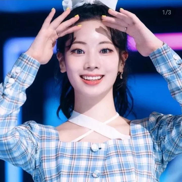 ダヒョン (TWICE)の舞台裏ショット