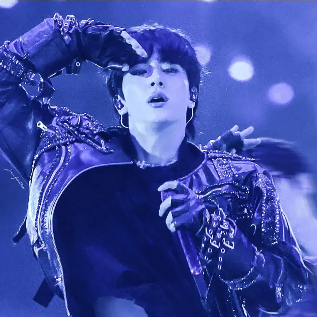 Foto aktivitas terbaru Jin (BTS)