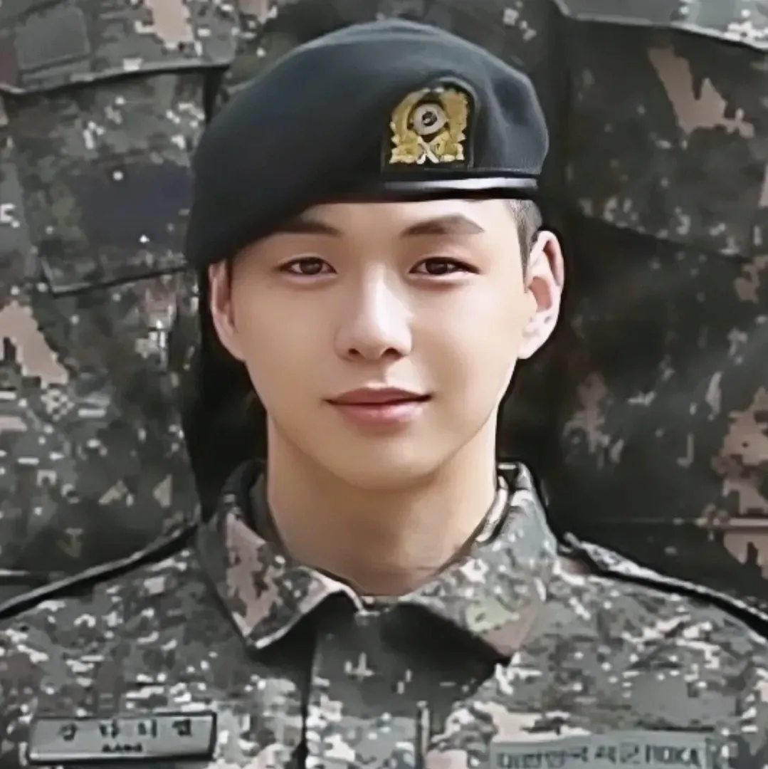 강다니엘의 비하인드 컷