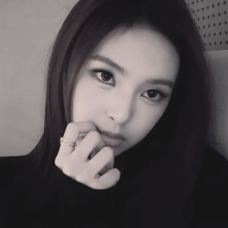 Chiquita (BABYMONSTER)的幕後花絮
