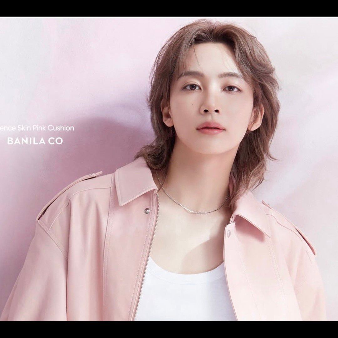 Latest photo of Jeonghan (SEVENTEEN)