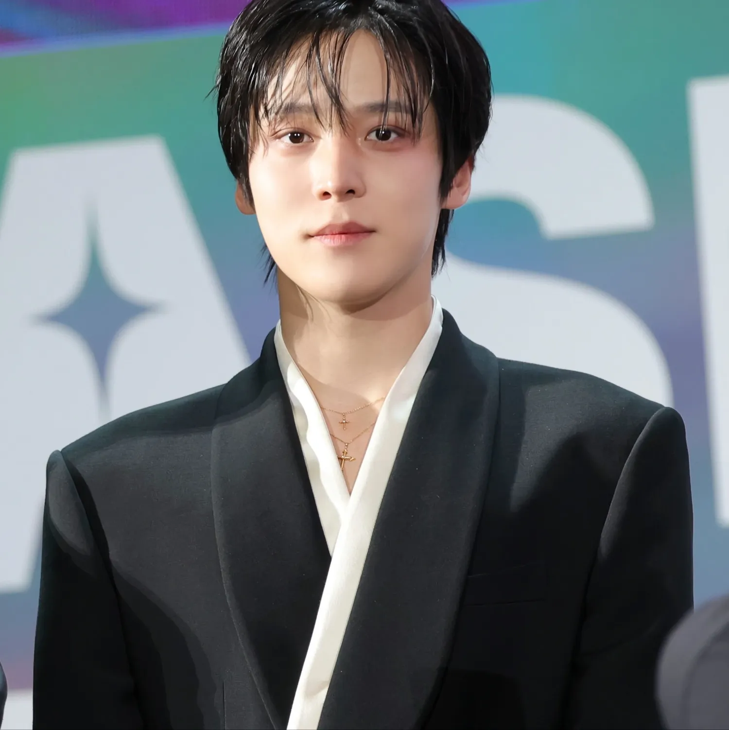 에이티즈의 비하인드 컷