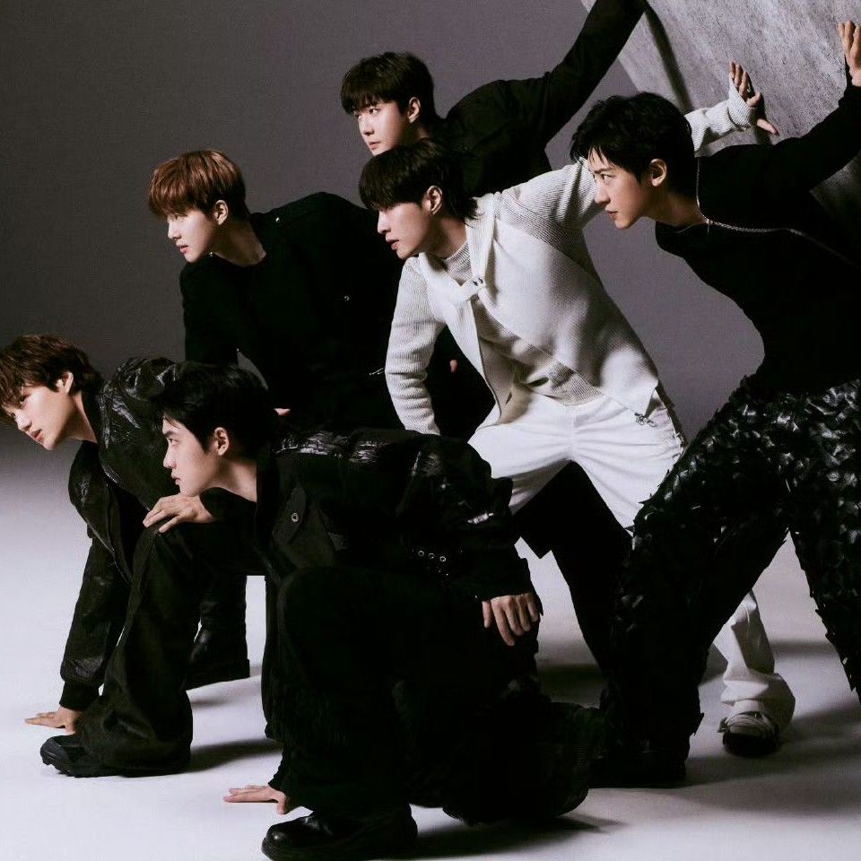 EXOの舞台裏ショット