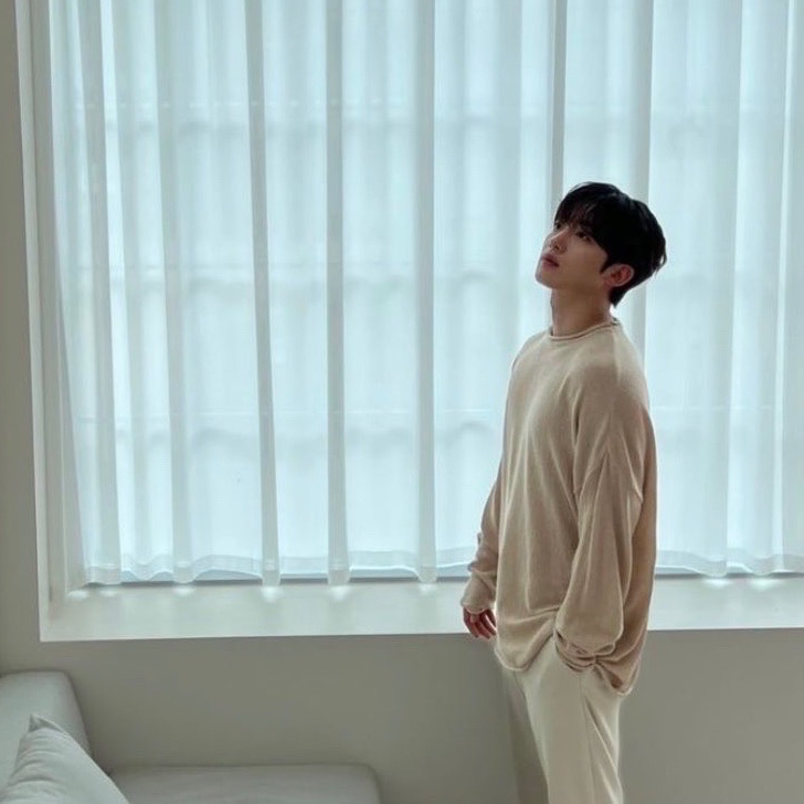 Latest photo of Kim Yohan (WEi)