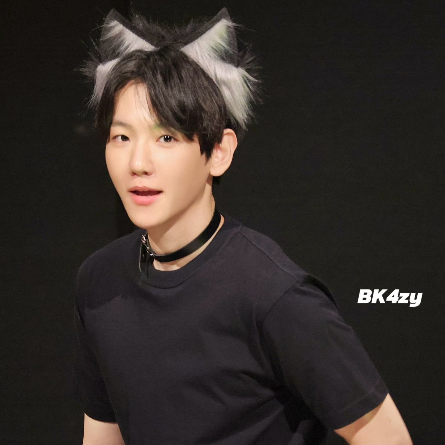 백현 (EXO)의 최신 사진