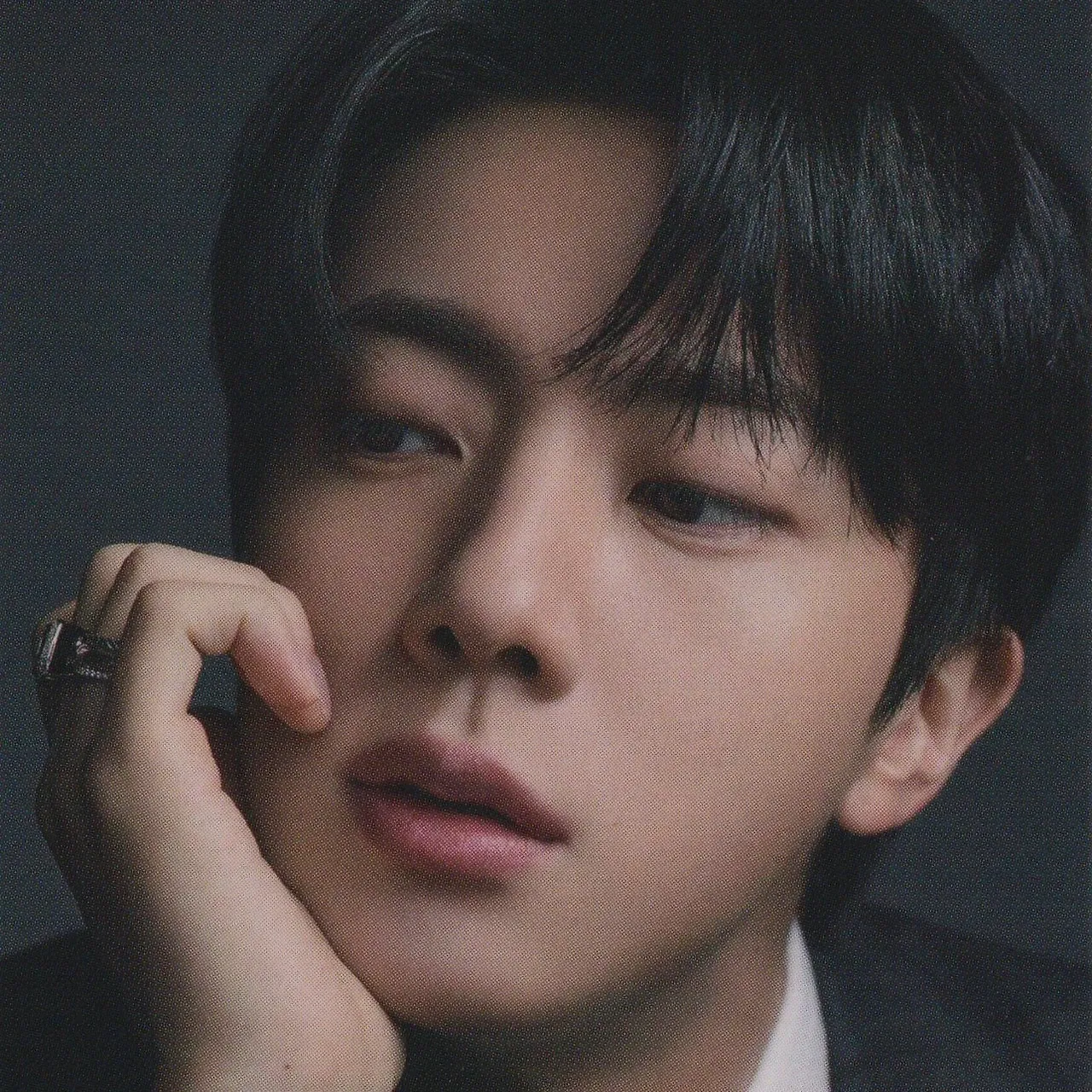 진 (방탄소년단)의 최신 사진