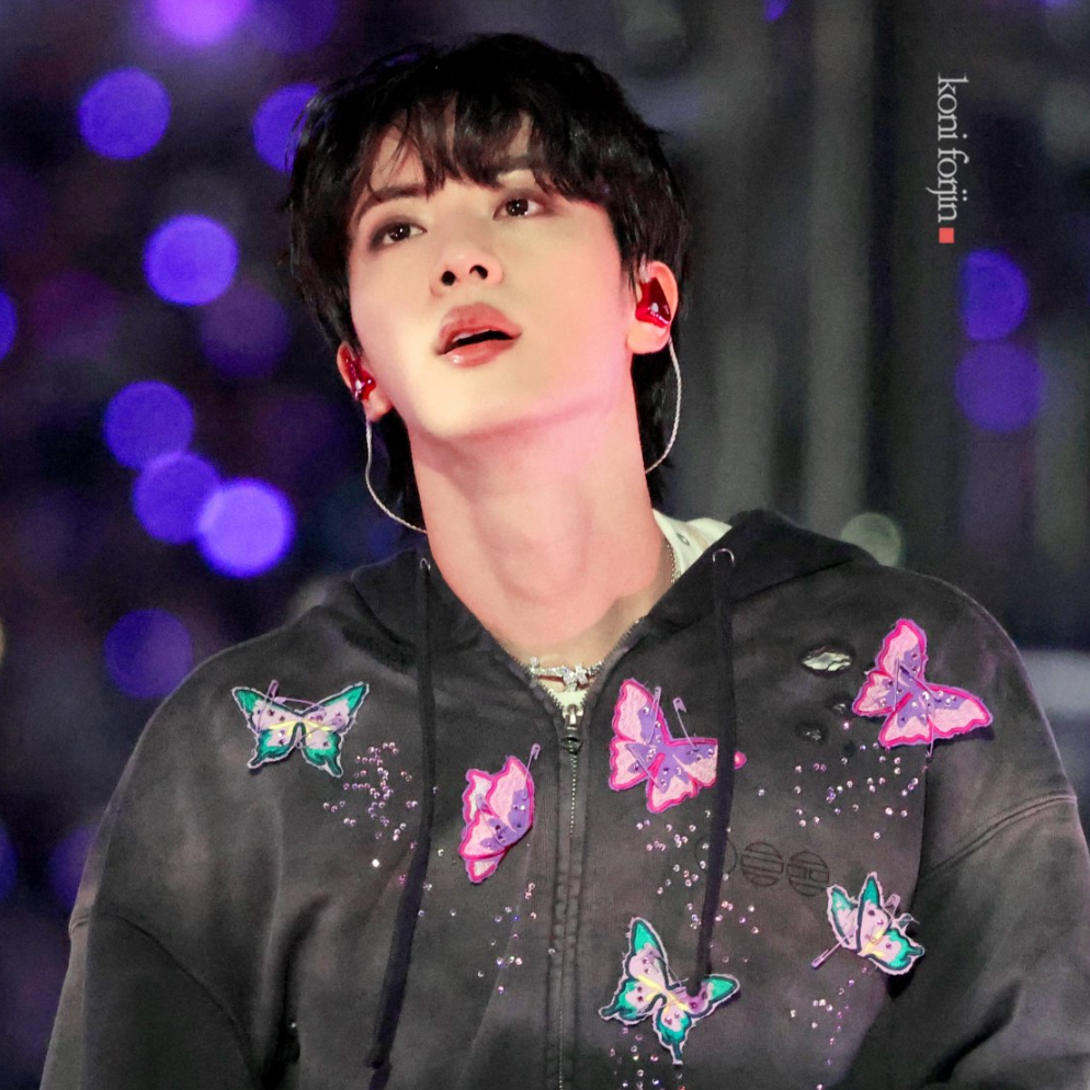 Latest photo of Jin (BTS)