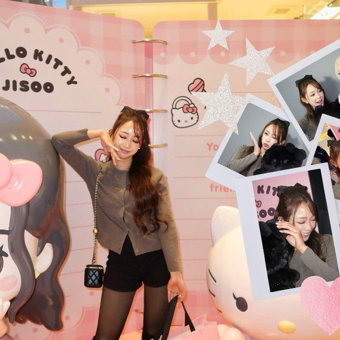 A moment captured by Dita's fan