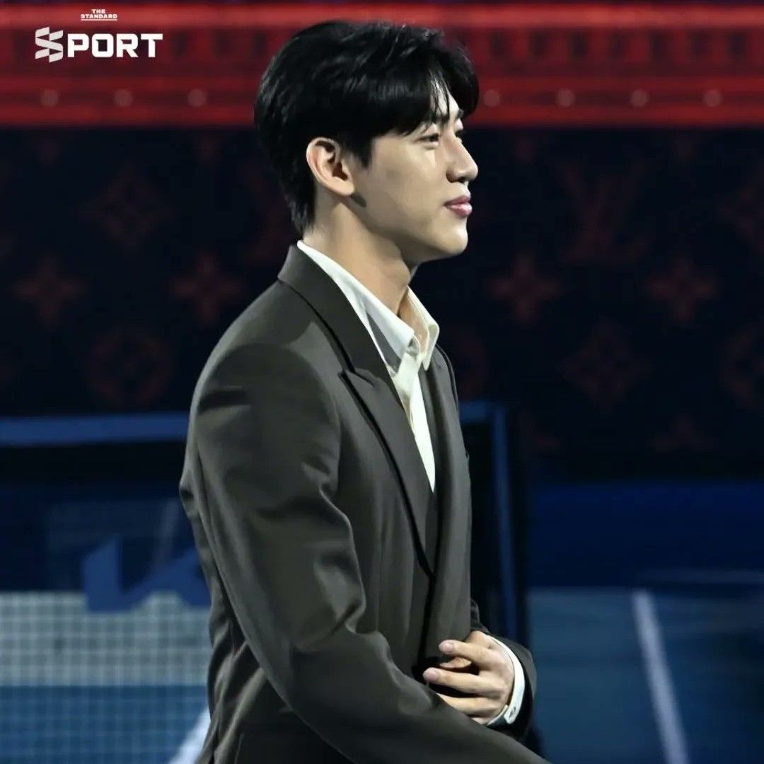 Behind-the-scenes cut of Bambam (GOT7)