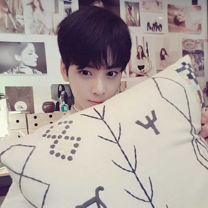 A moment captured by Eunwoo (ASTRO)'s fan