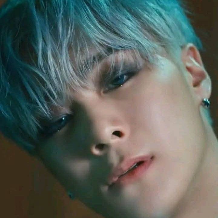 Behind-the-scenes cut of Moonbin (ASTRO)