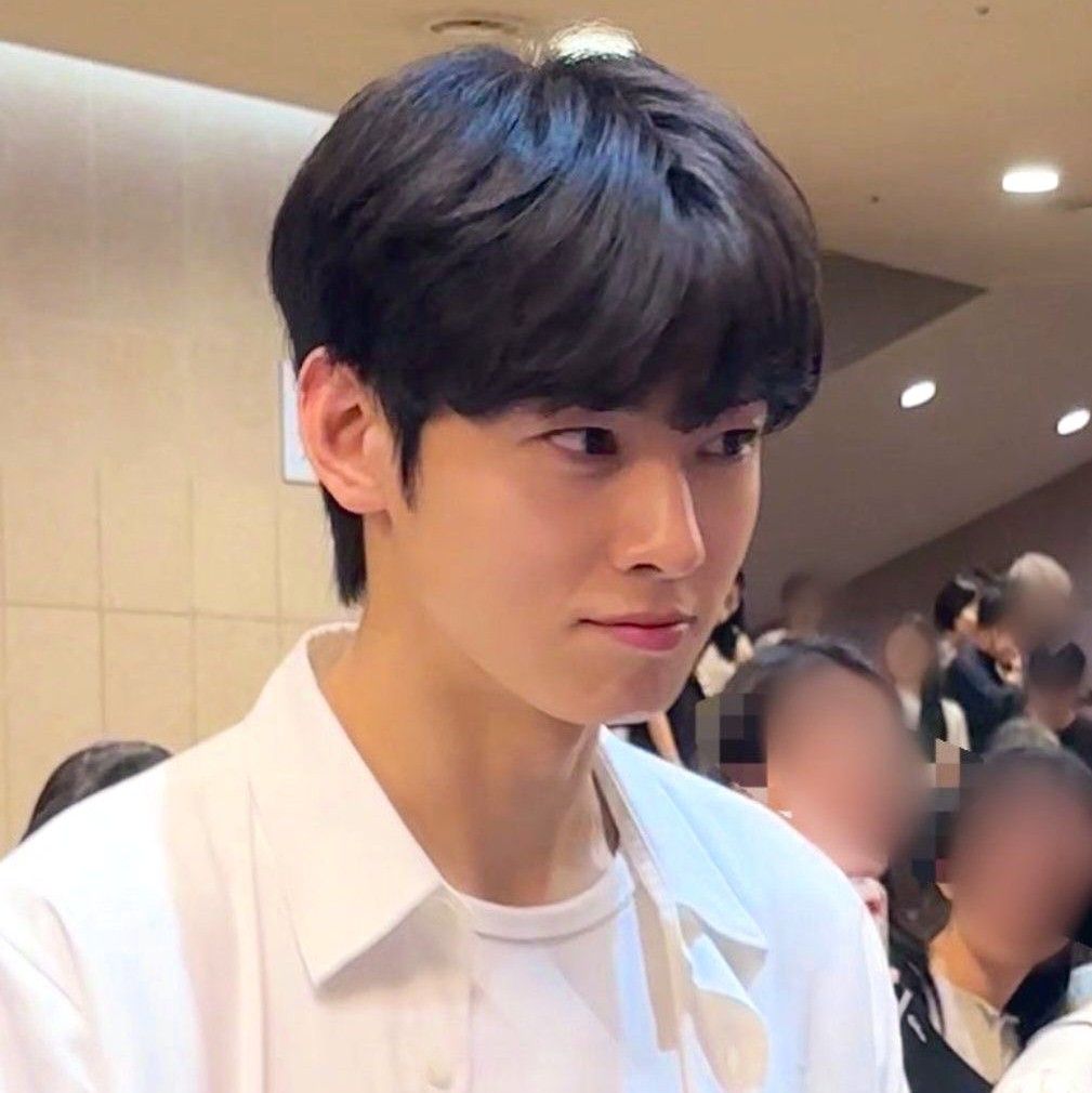 Recent activity shot of Eunwoo (ASTRO)