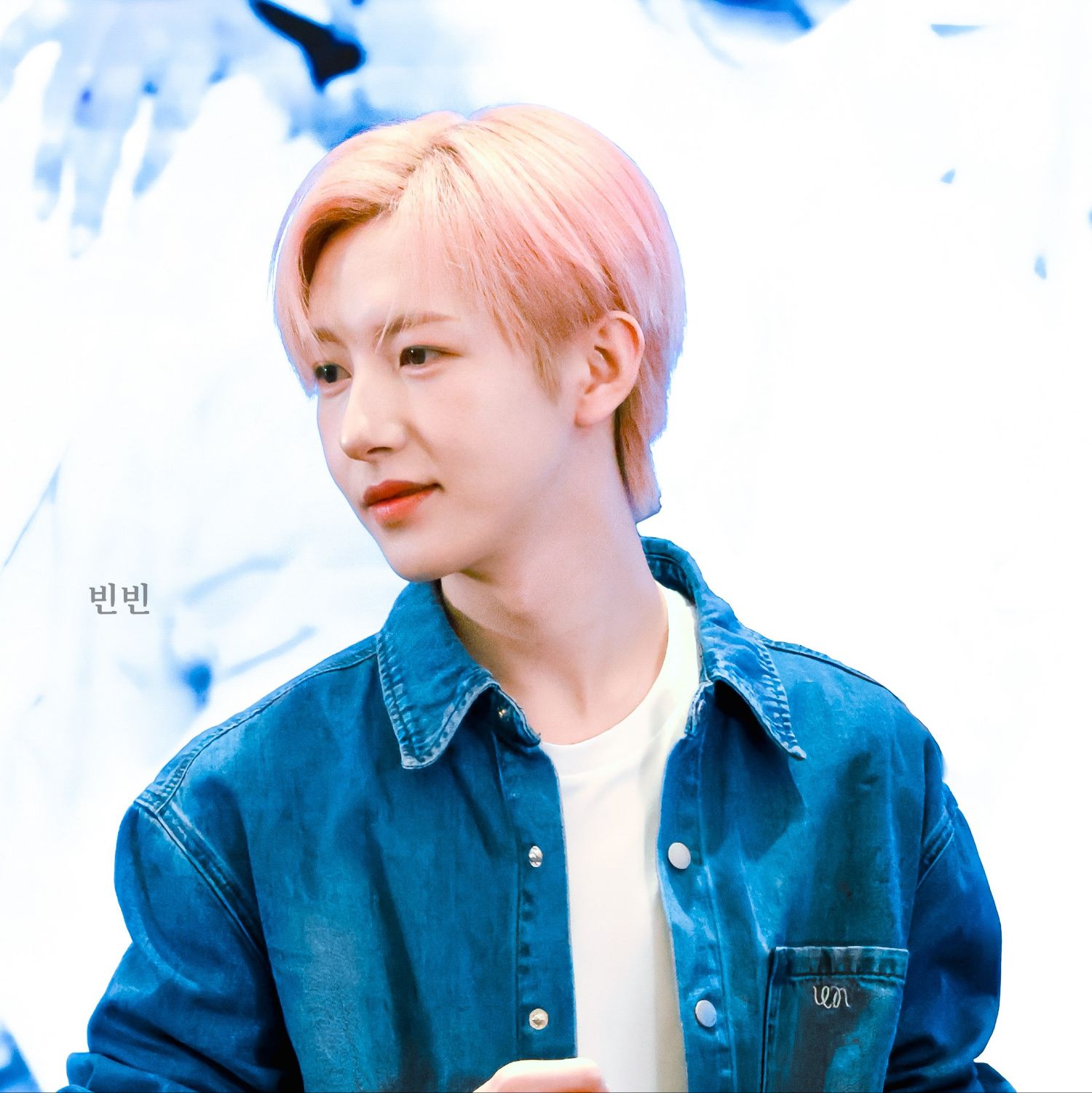 Recent activity shot of Renjun (NCT DREAM)