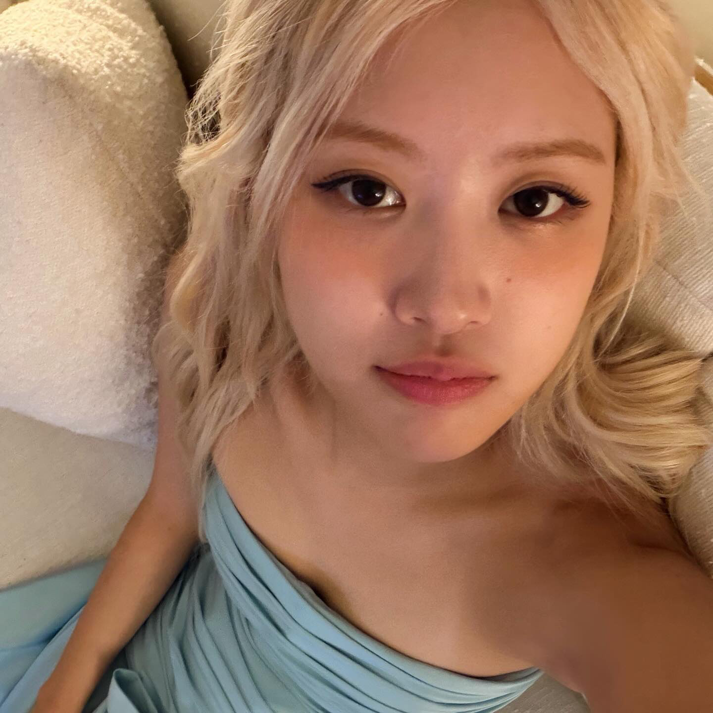 로제 (BLACKPINK)의 비하인드 컷