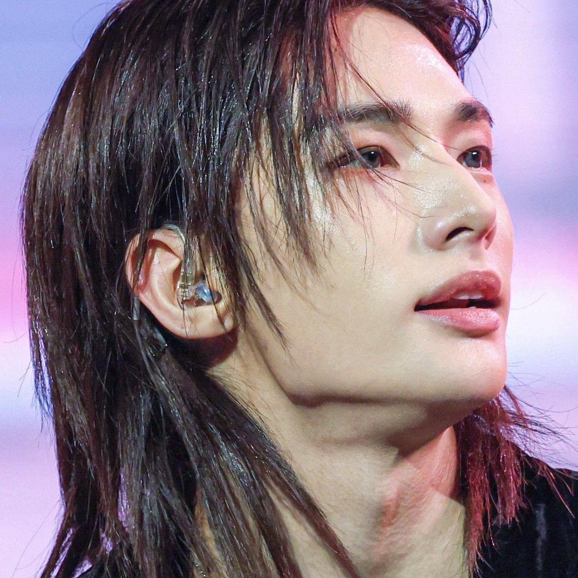 Latest photo of Hyunjin (Stray Kids)