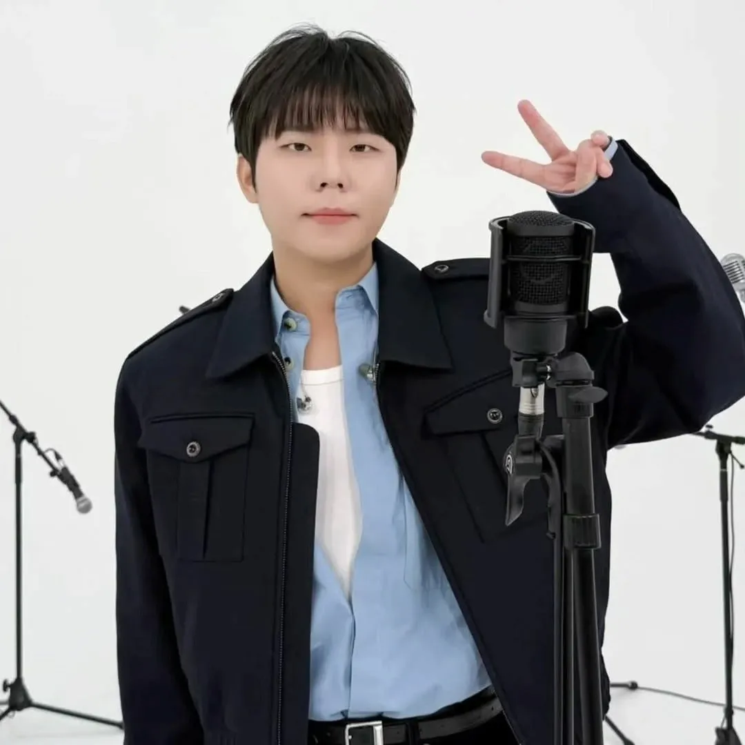 A moment captured by Jung Seunghwan's fan