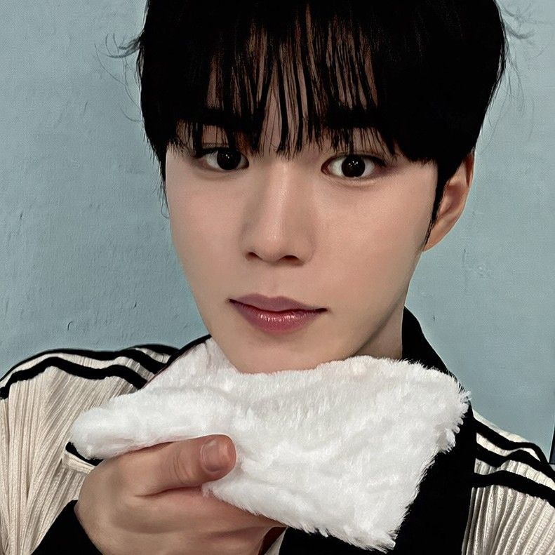 Latest photo of Kim Junseo (ALPHA DRIVE ONE)