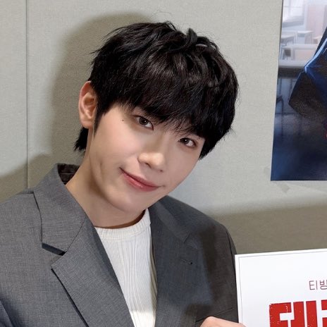 Latest photo of Kim Taerae (ZEROBASEONE)