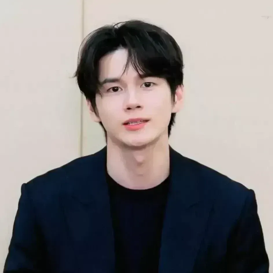 옹성우 최근 활동샷