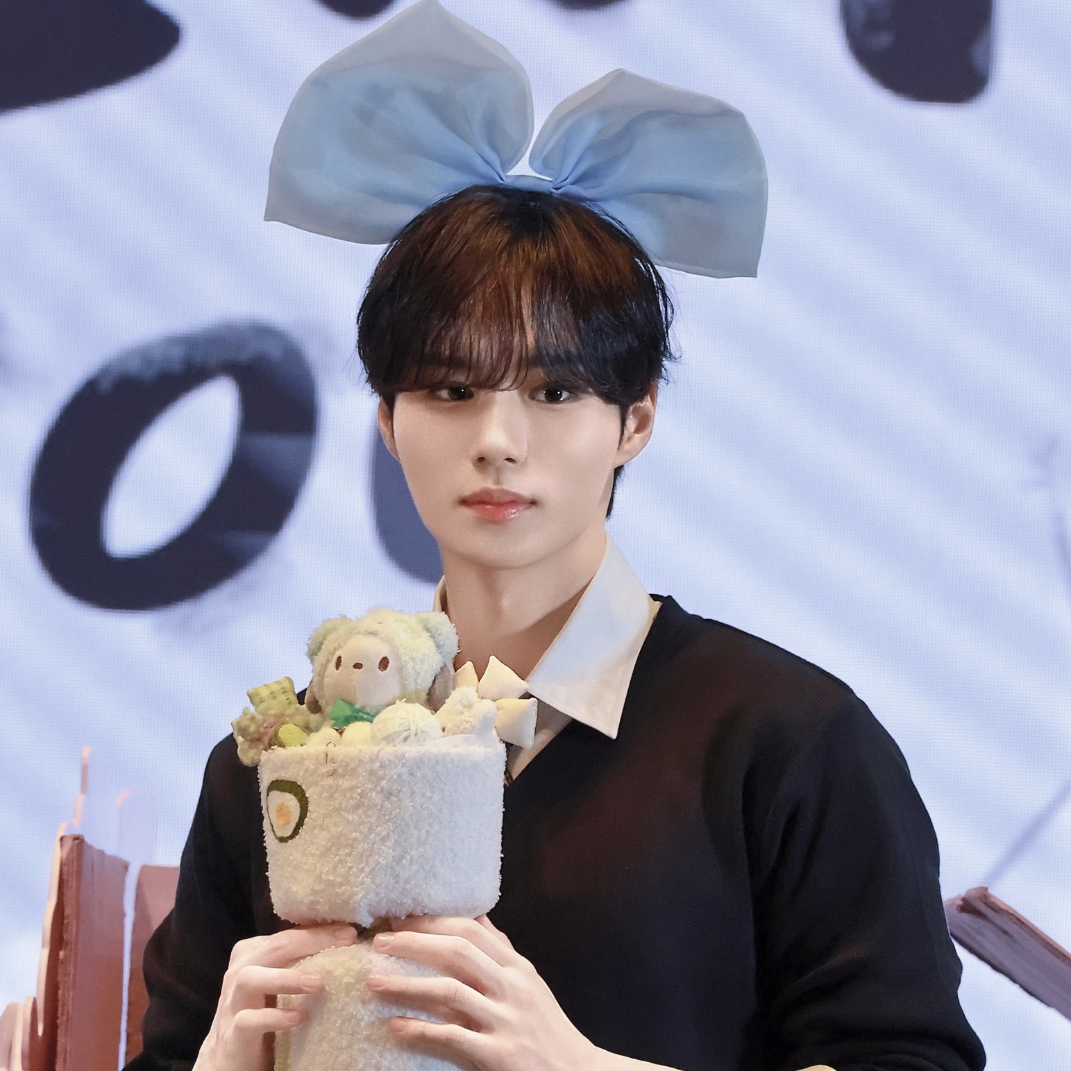 Foto aktivitas terbaru Kim Junseo (ALPHA DRIVE ONE)