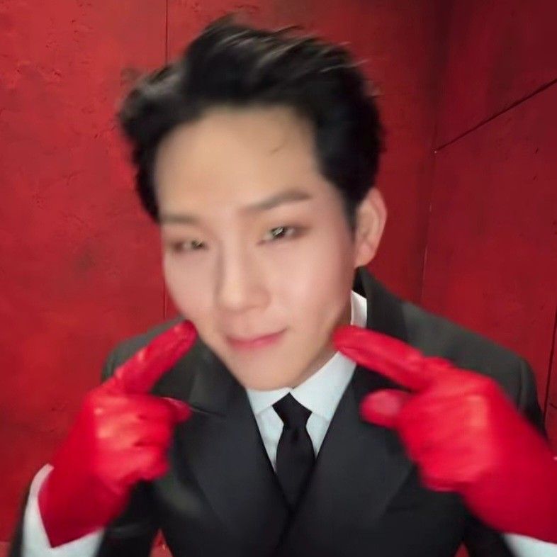 Behind-the-scenes cut of Joohoney (MONSTA X)