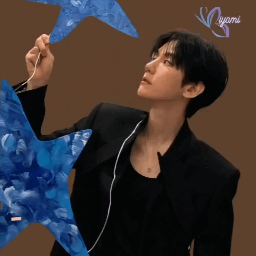 Foto aktivitas terbaru EXO