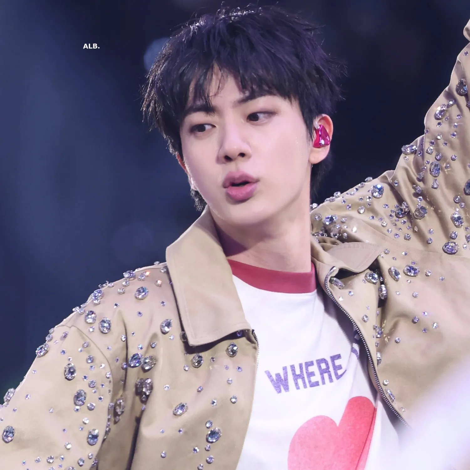 Potret di balik layar Jin (BTS)