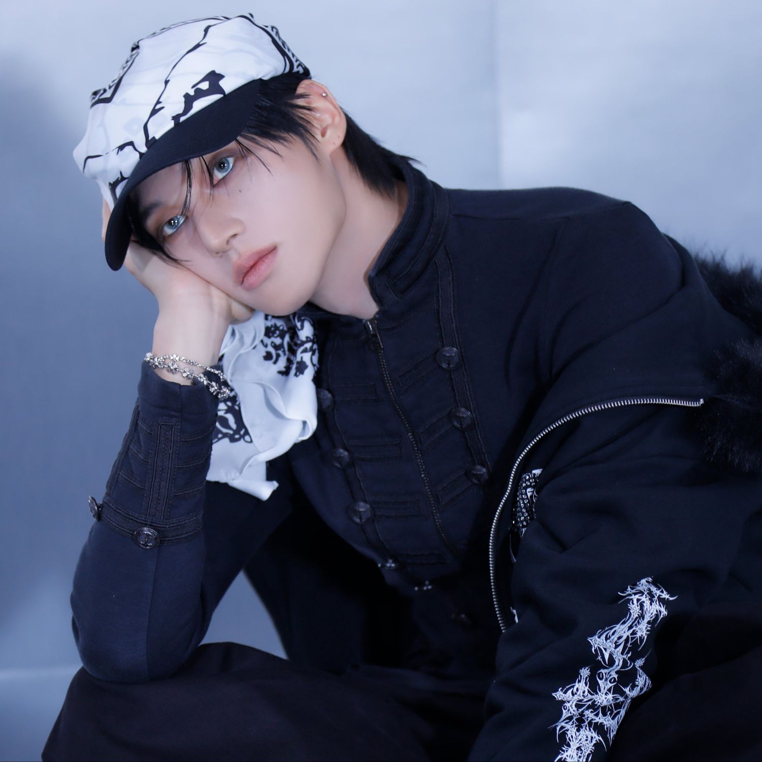 에이티즈의 비하인드 컷