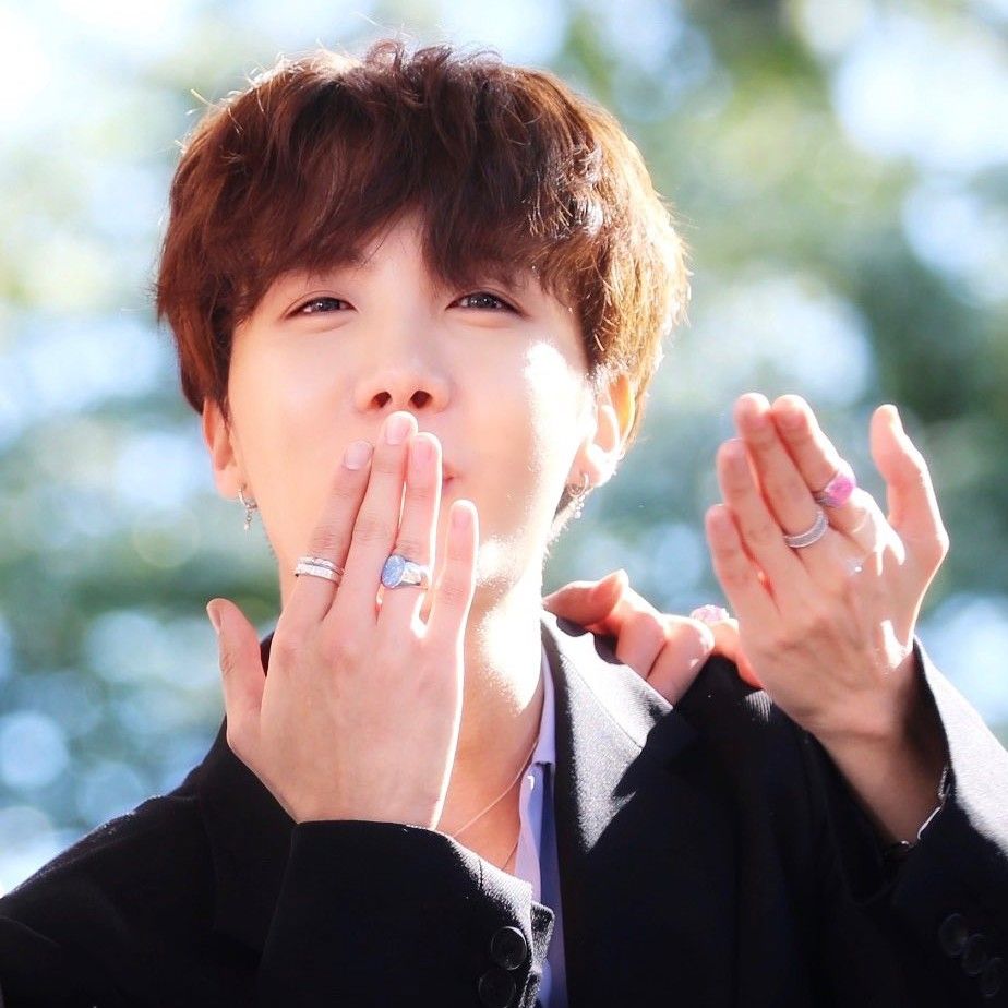 Behind-the-scenes cut of j-hope (BTS)