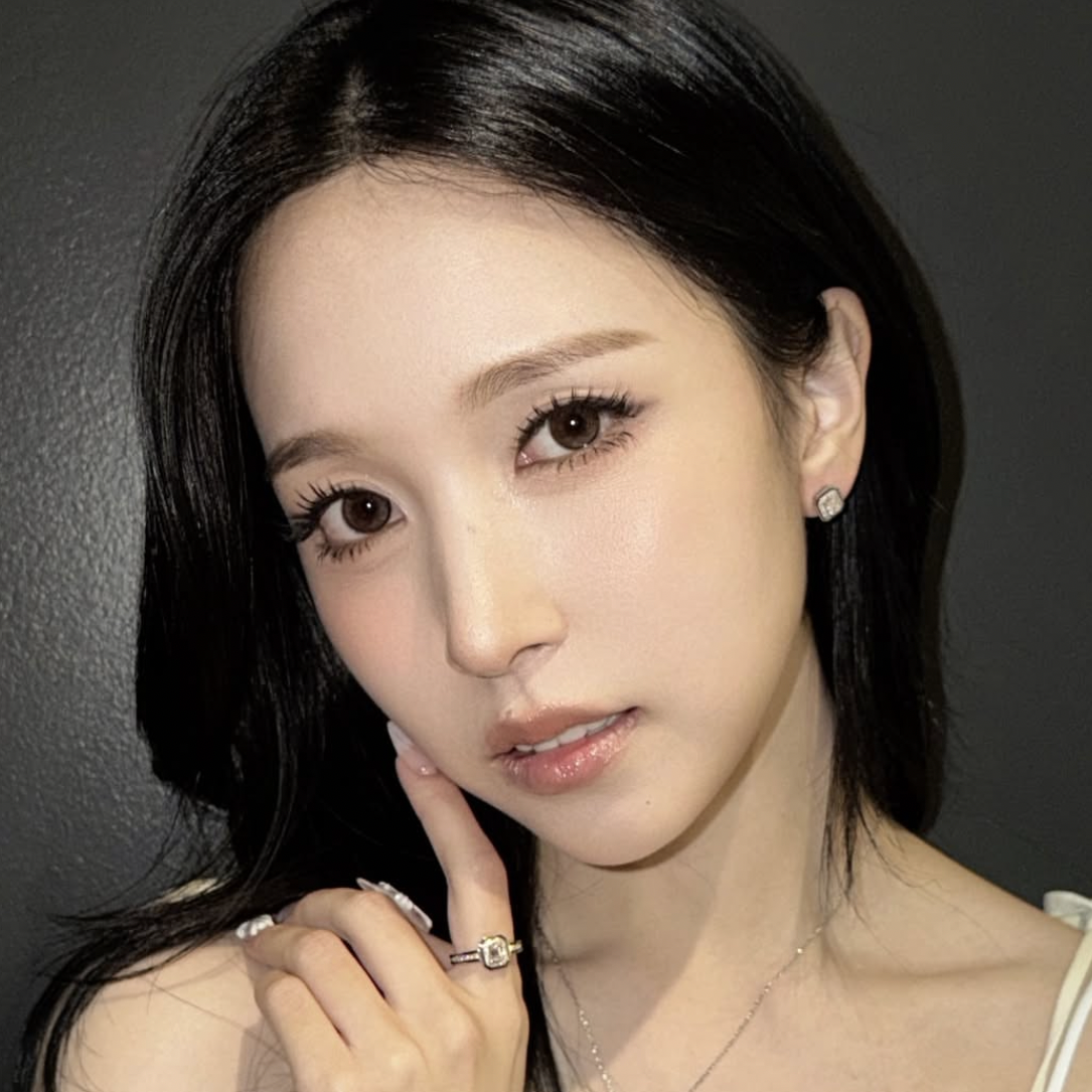 미나 (TWICE)의 최신 사진