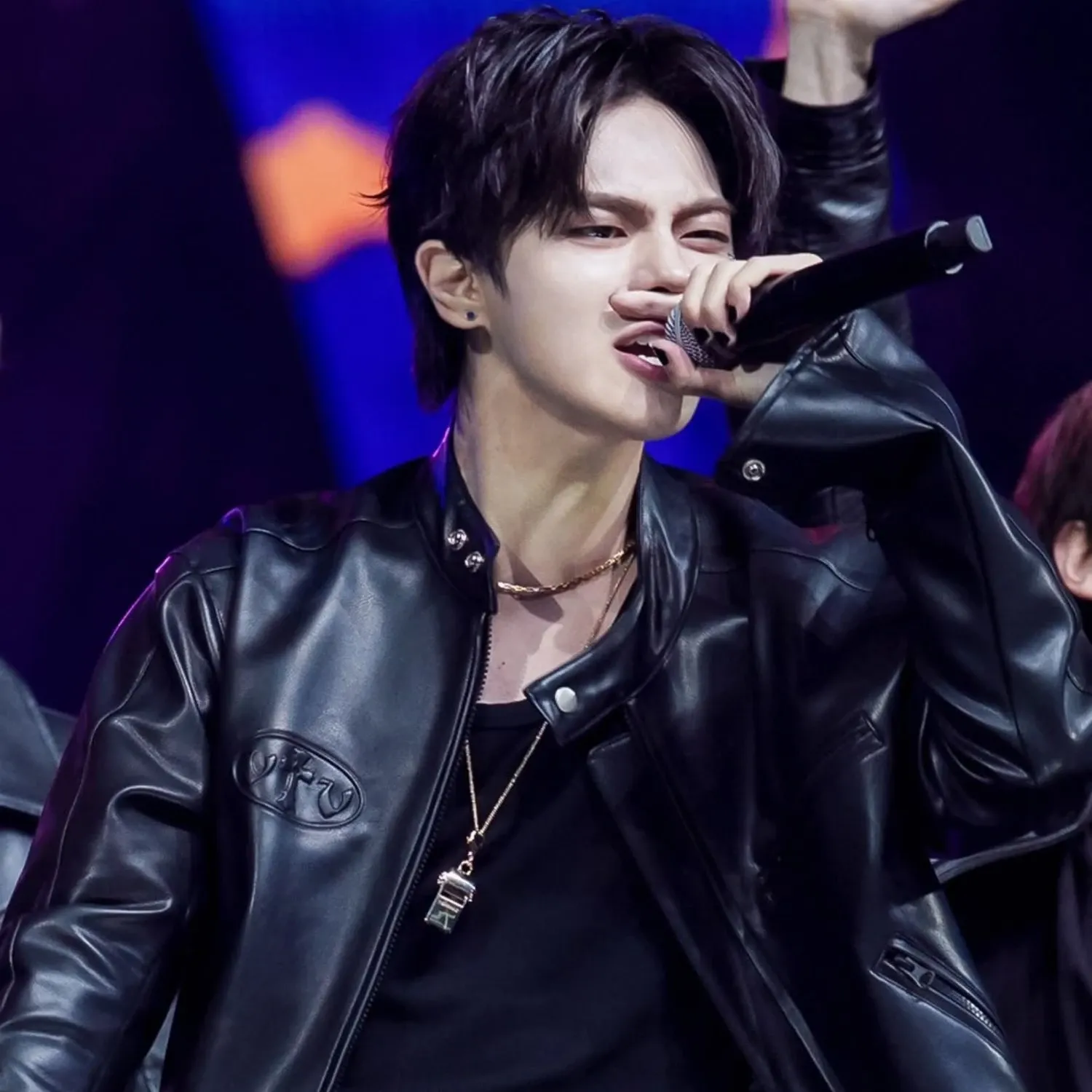 A moment captured by Lee Leo (ALPHA DRIVE ONE)'s fan