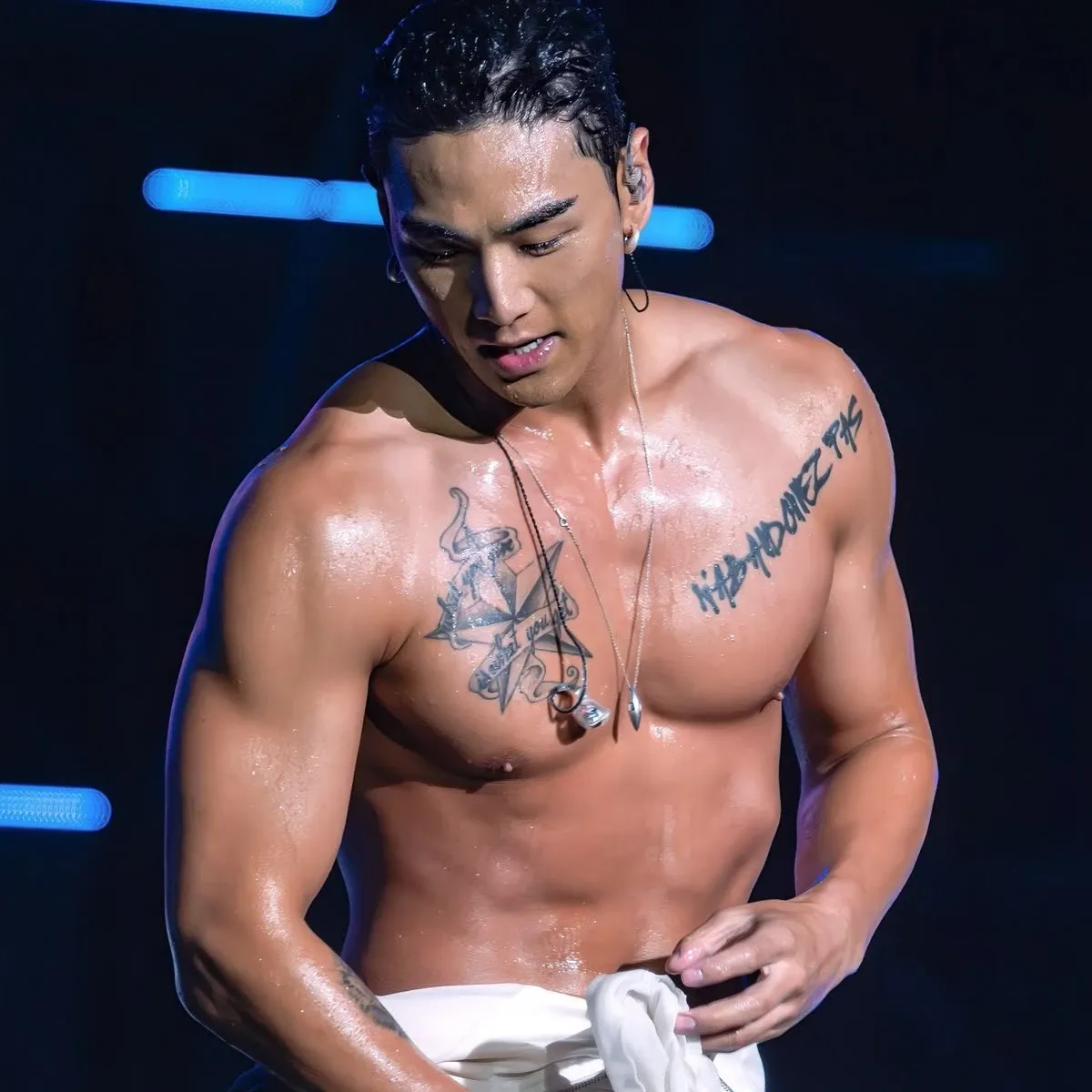 백호의 최신 사진