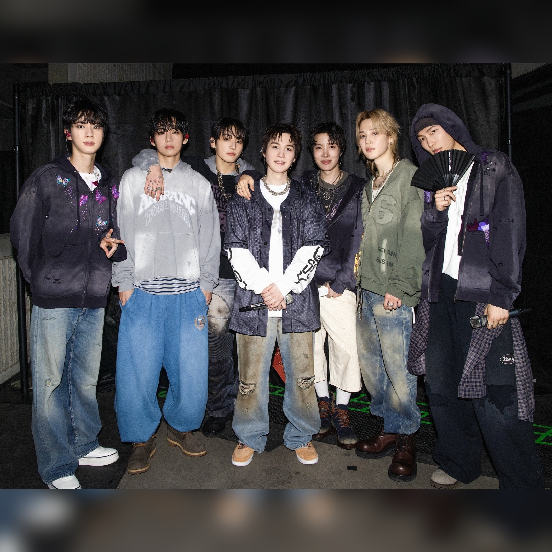 Momen yang diabadikan oleh penggemar j-hope (BTS)