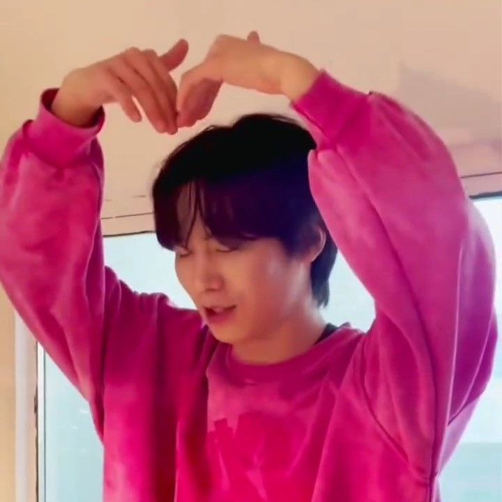 Behind-the-scenes cut of Rocky