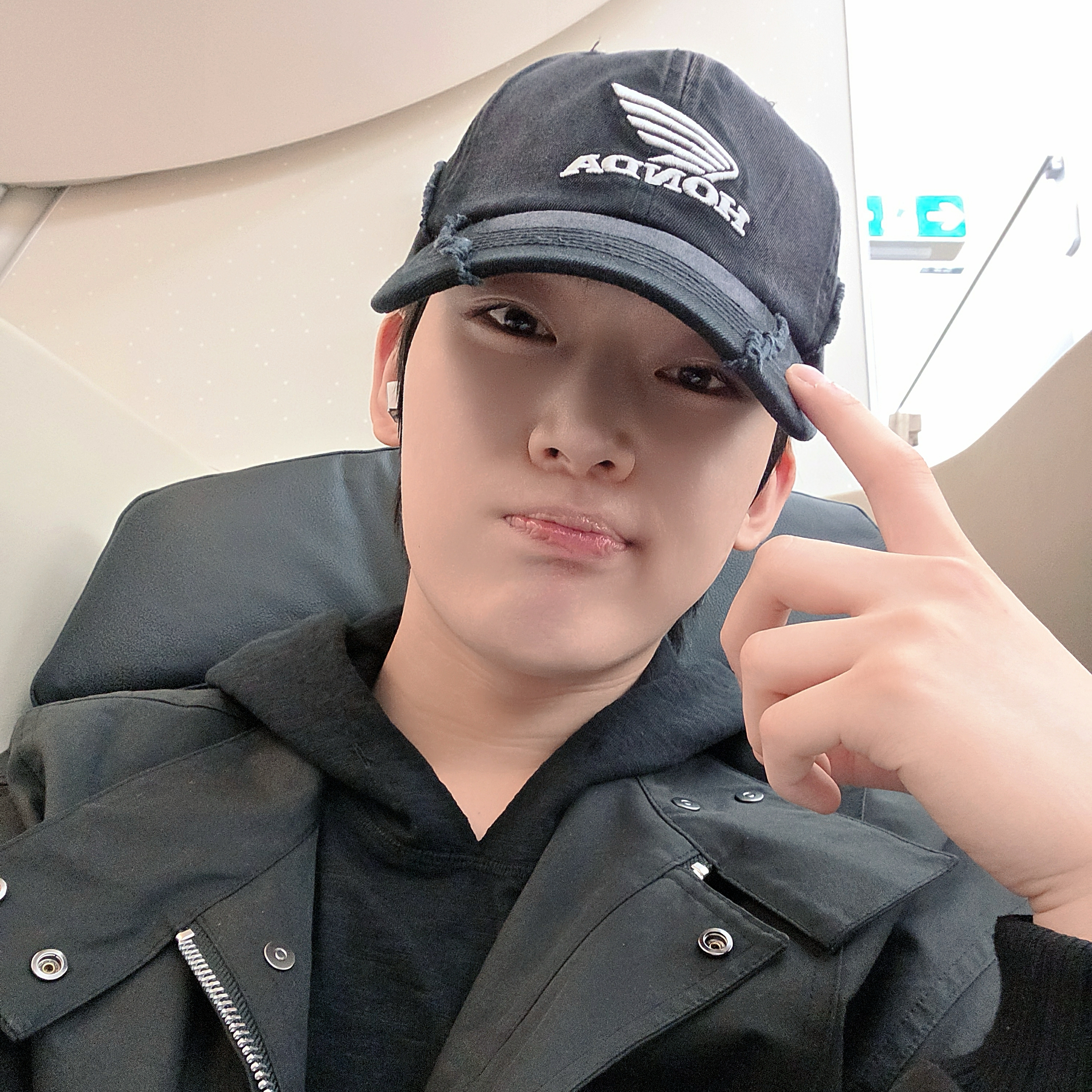 선우 (ENHYPEN) 최근 활동샷