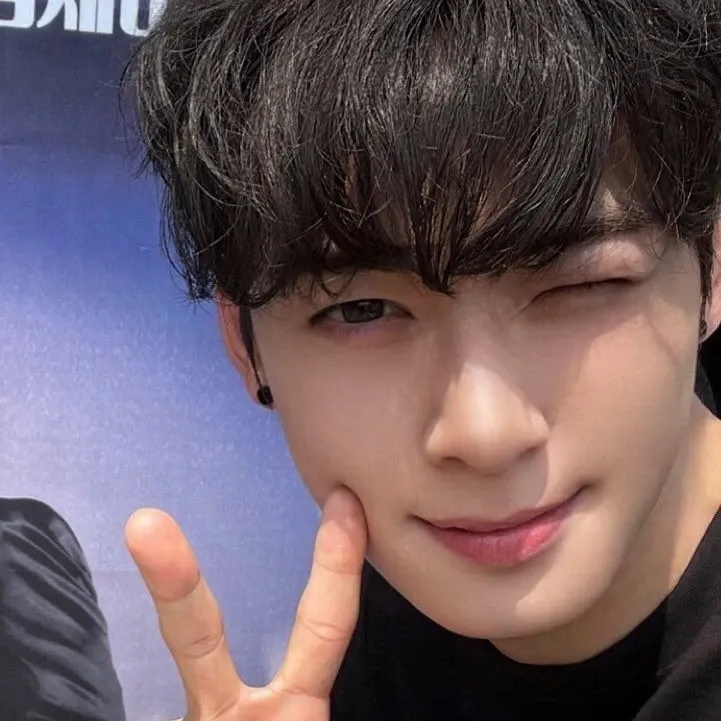 Behind-the-scenes cut of Eunwoo (ASTRO)