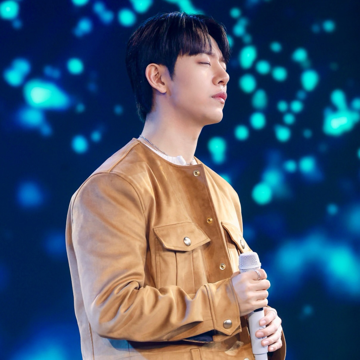 Recent activity shot of Daehyun (B.A.P)