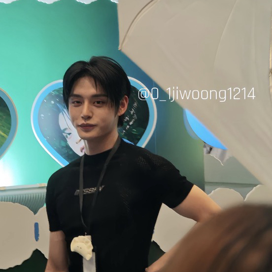 Latest photo of Kim Jiwoong (ZEROBASEONE)