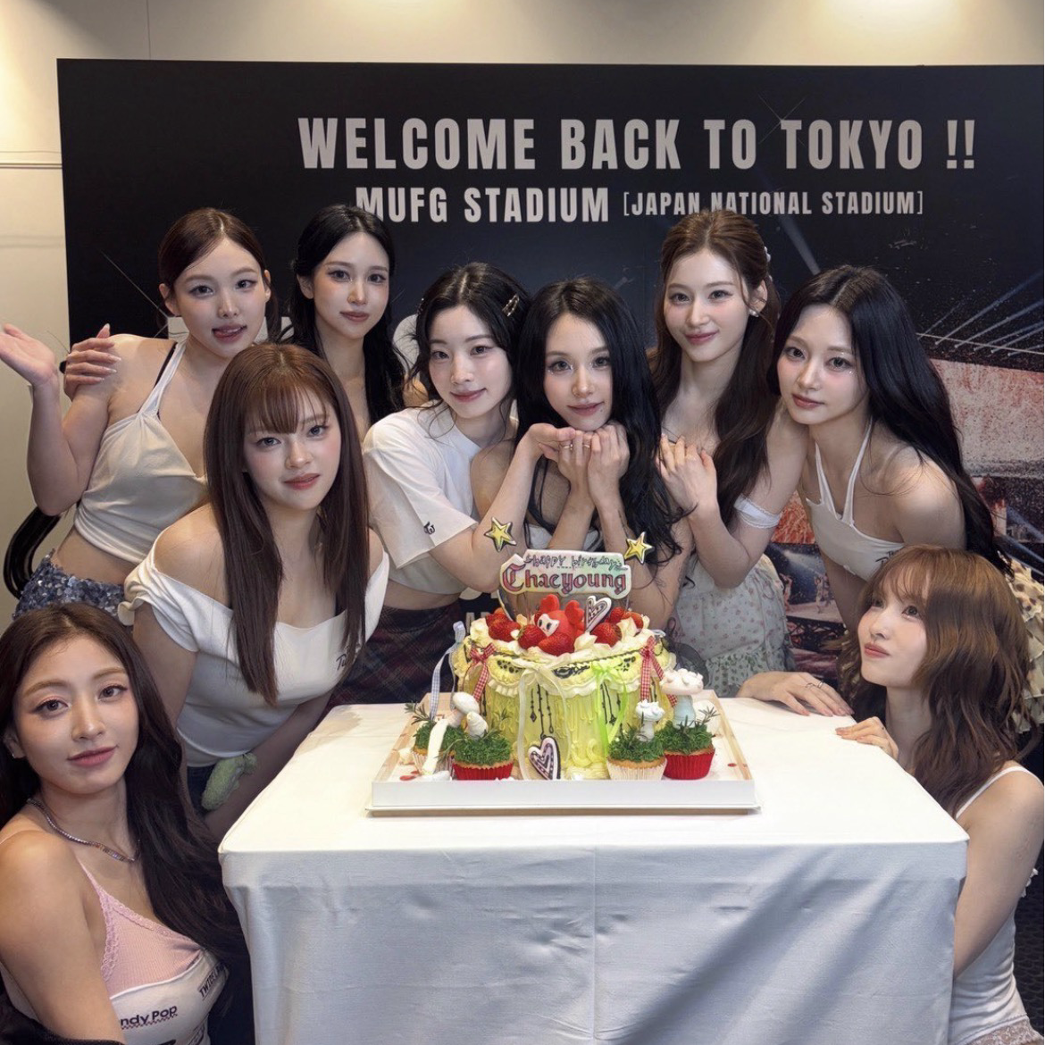 A moment captured by Tzuyu (TWICE)'s fan