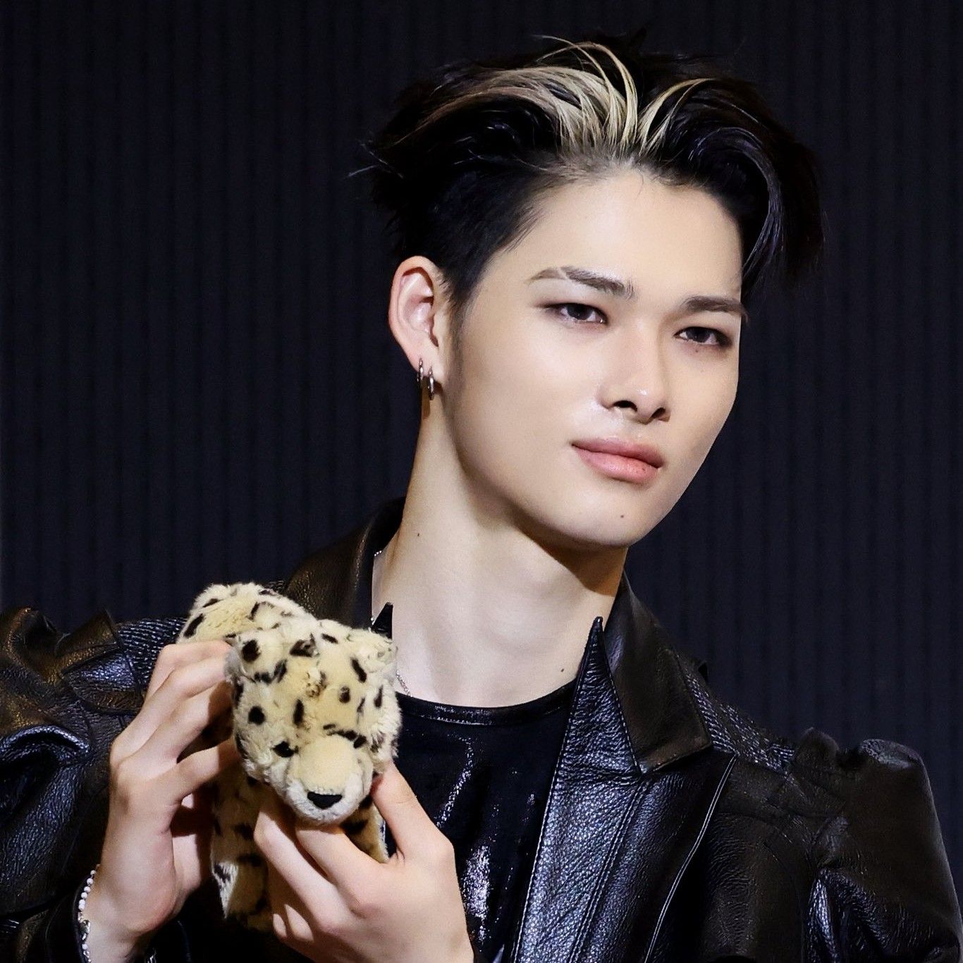 NI-KI (ENHYPEN)的最新照片